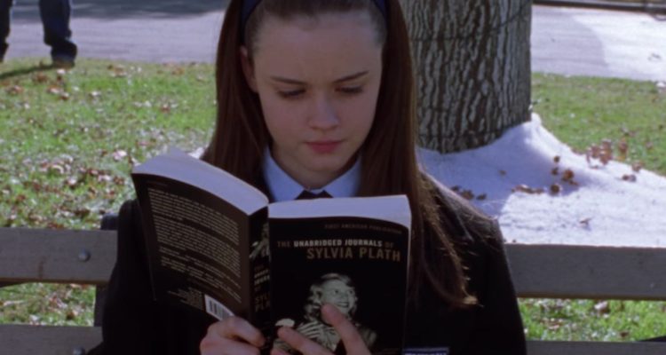 The WB Television Network Rory Gilmore Reading a book
