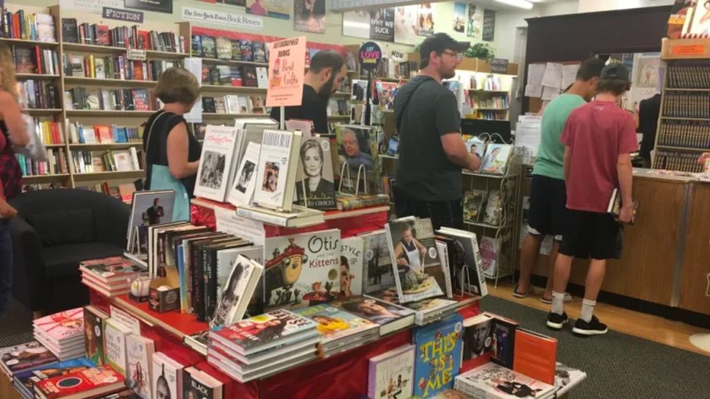 Sharing the Spotlight With Celebrities at Bookends