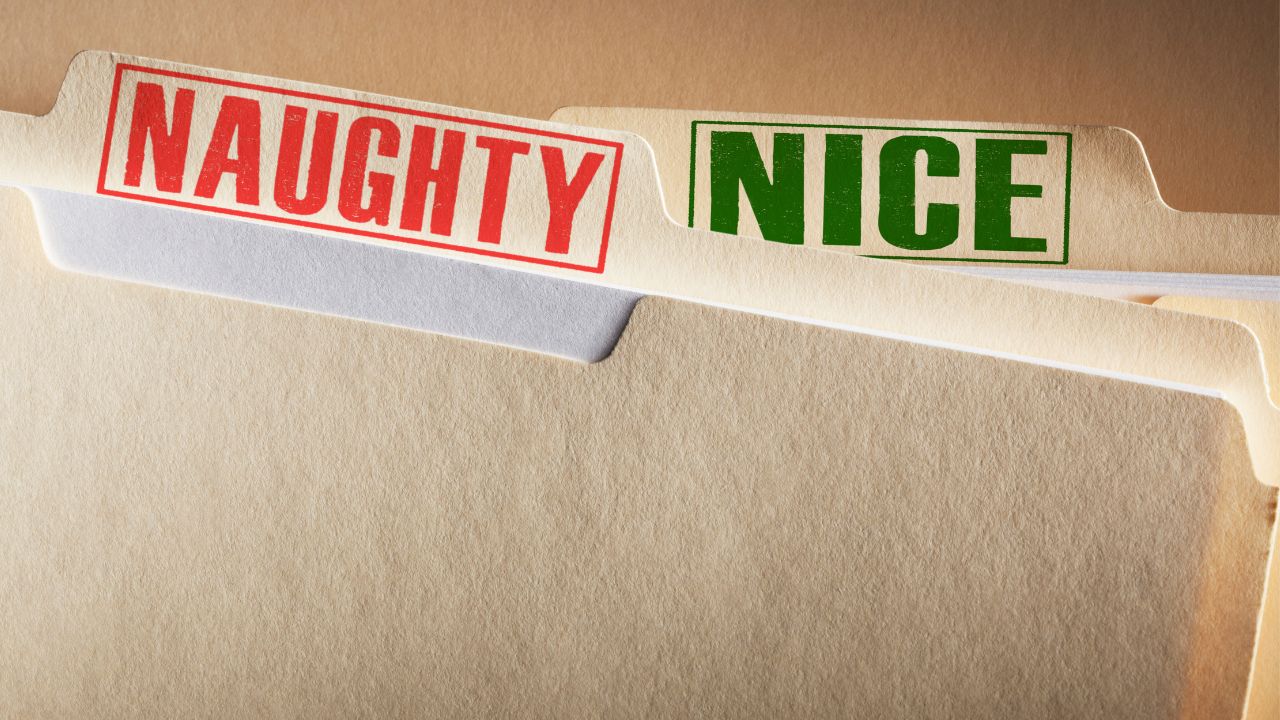 Two files, one says "Naughty" in red and the second says "Nice" in green.