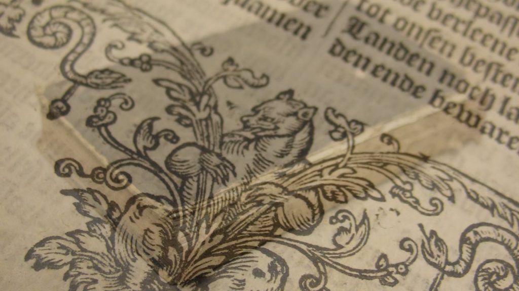 Old book symbol