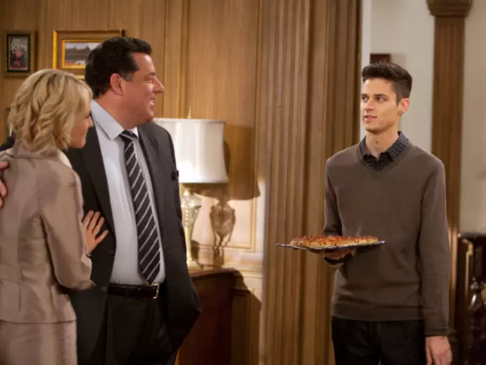 Leo Boykewich from The Secret Life of the American Teenager. Leo and his wife talking with their son.