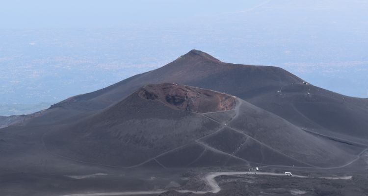 an up close picture at the top of the volcanic craters of Mount Etna