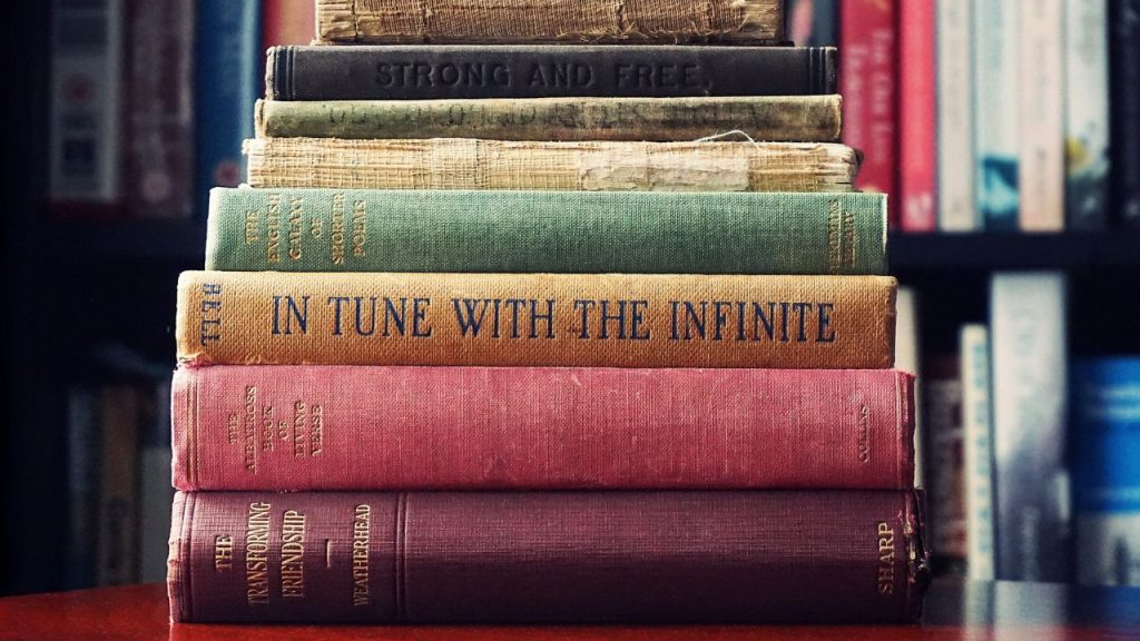 Best Campus Novels That Capture College Life Without Clichés